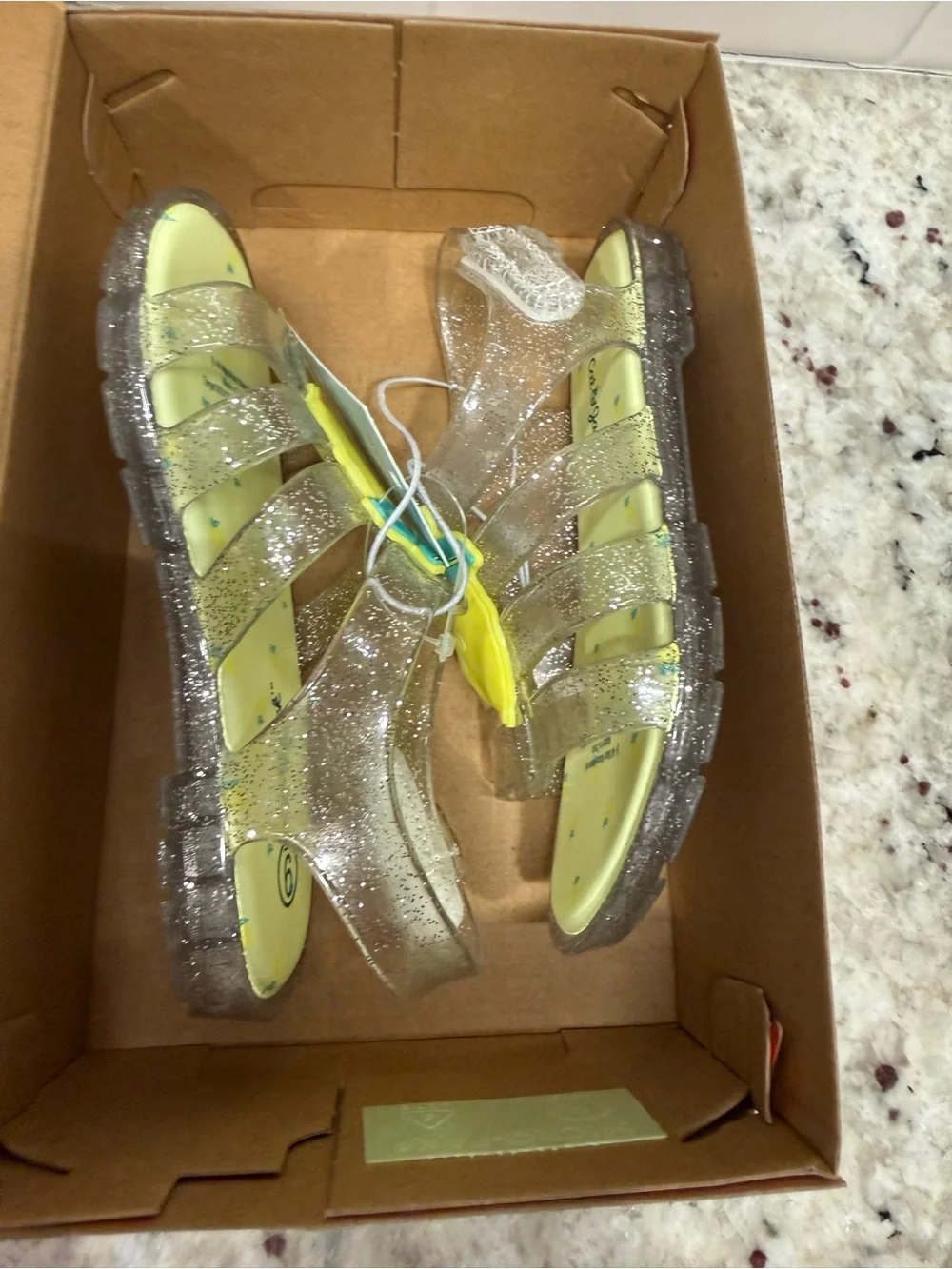 Cat & Jack Yellow Glitter Lemon Jelly Sandals for Kids Size 9 NWT